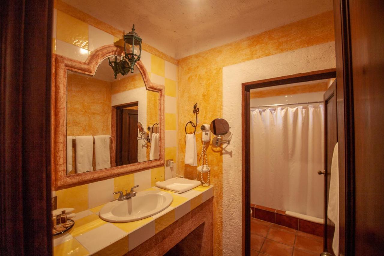 Hotel Palacio De Dona Beatriz Antigua Extérieur photo